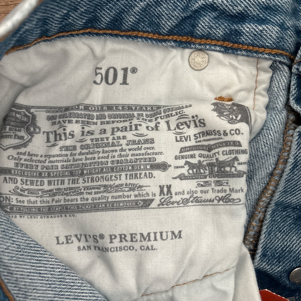 Levi's Light Blue Distressed Straight Leg Jeans - Picture 4 of 4